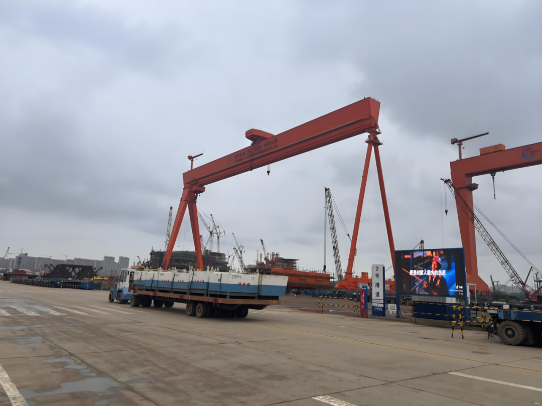 微特超載限制器在青島海洋石油1000噸龍門吊上成功應用